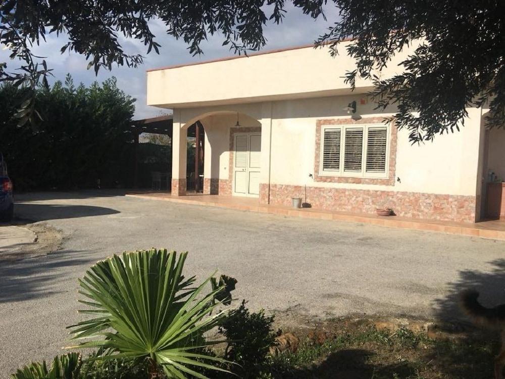 B&B Villa Eleonora Realmonte Bagian luar foto